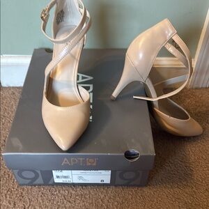 Apt. 9 Women's Beige Heels